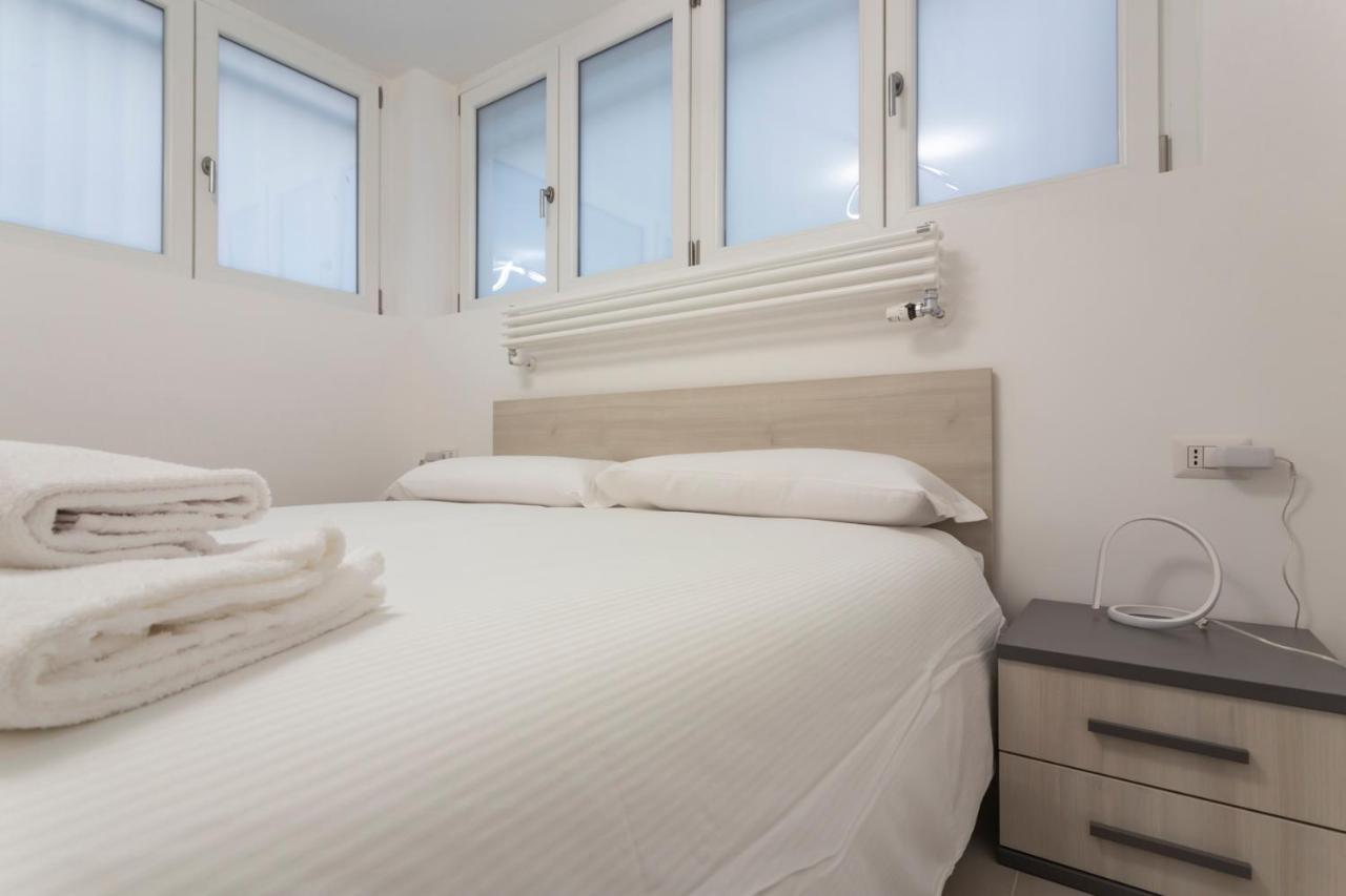 I Host Apartment - Val Strona 6 Milánó Kültér fotó