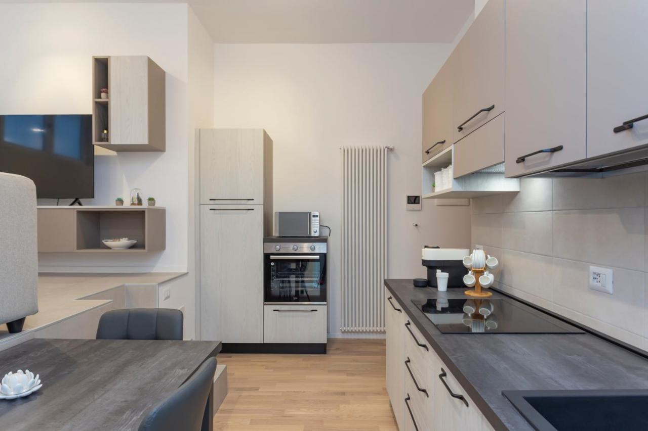 I Host Apartment - Val Strona 6 Milánó Kültér fotó
