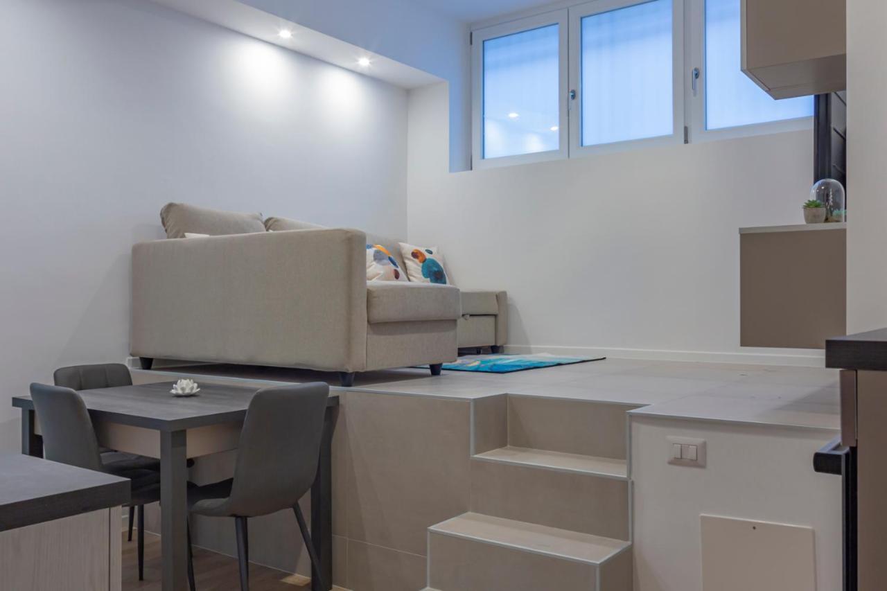 I Host Apartment - Val Strona 6 Milánó Kültér fotó