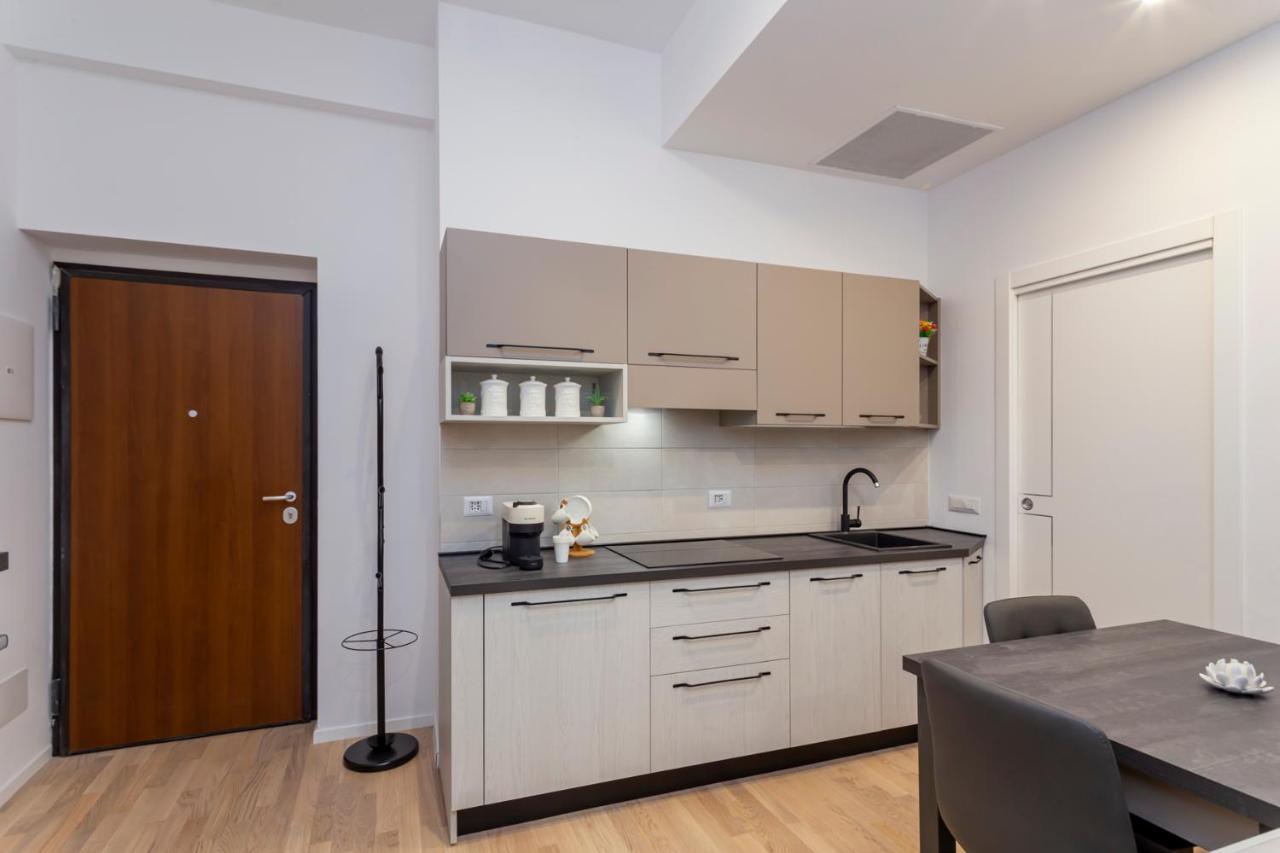 I Host Apartment - Val Strona 6 Milánó Kültér fotó