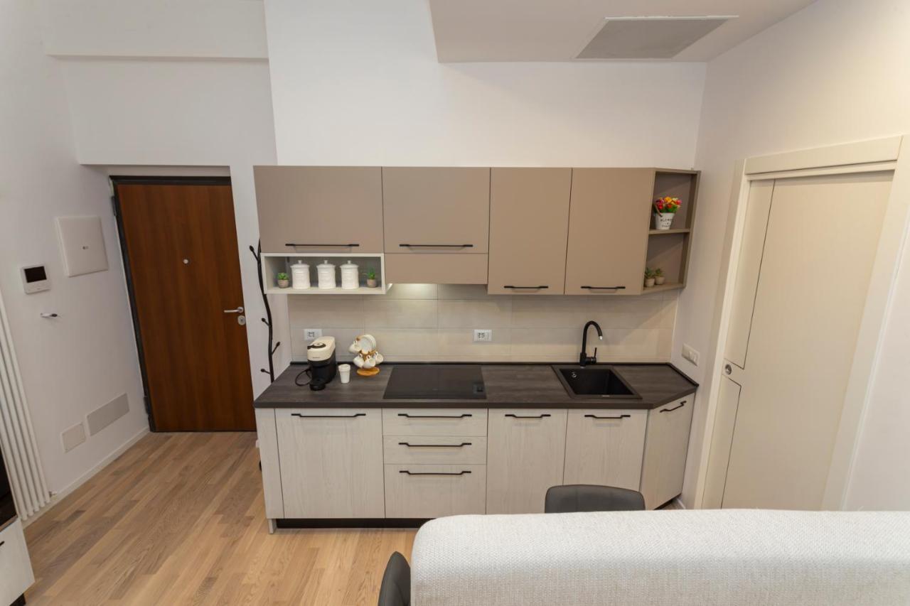 I Host Apartment - Val Strona 6 Milánó Kültér fotó